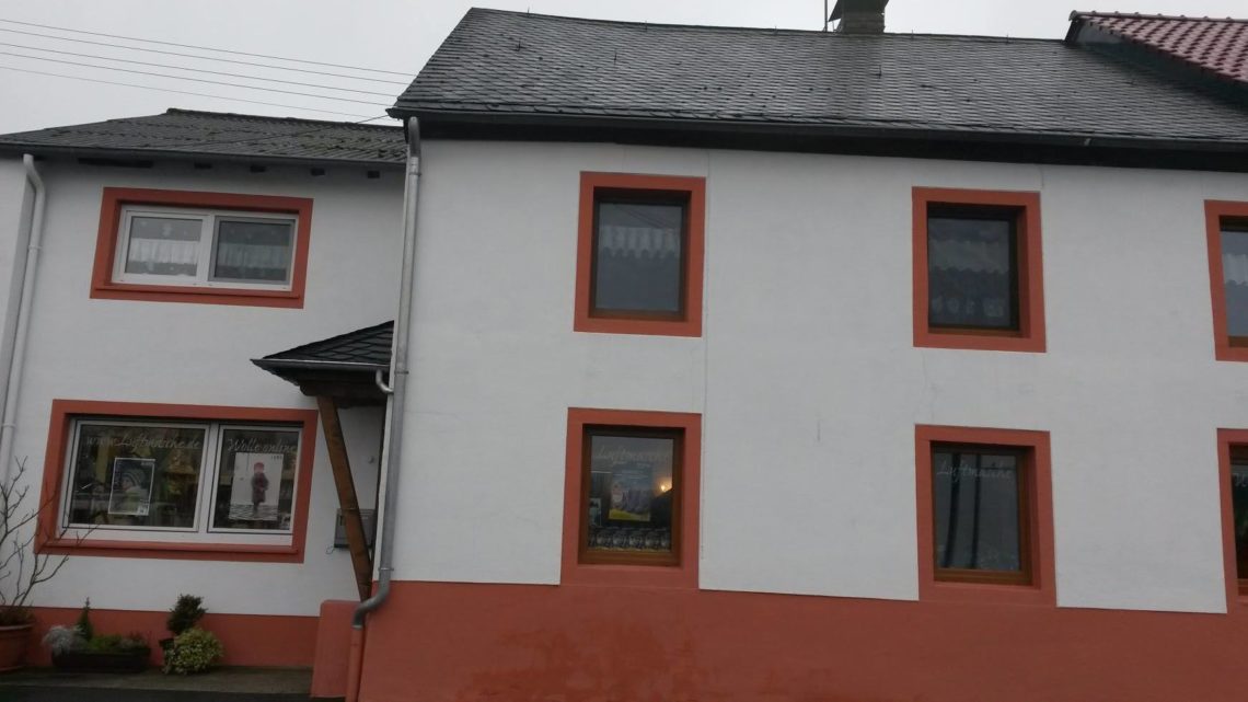 Dachkomplettsanierung in Lambertsberg Vorher – Nachher